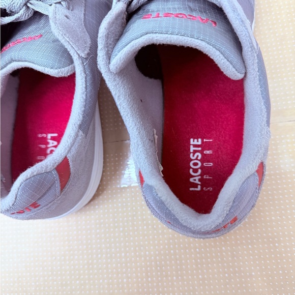 Lacoste Kids Light Gray Sneakers with Green Logo - Picture 4 of 9